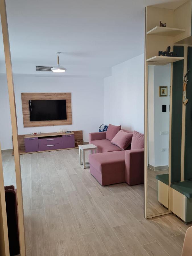 Matteo 2 Apartments Marina Surf Residence, Mamaia Nord - Navodari,1 Vedere Frontala,2 Cu Vedere Laterala La Mare Luaran gambar