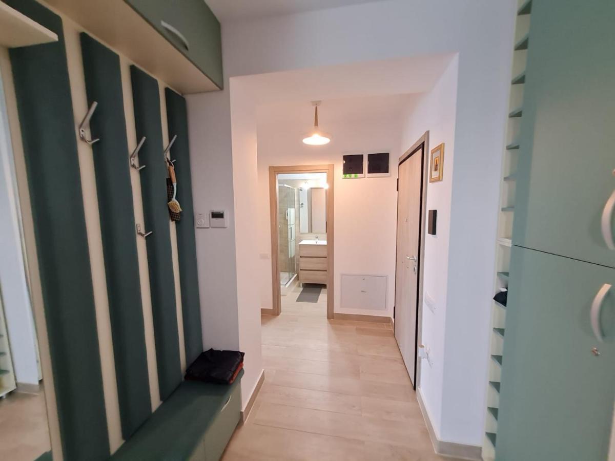Matteo 2 Apartments Marina Surf Residence, Mamaia Nord - Navodari,1 Vedere Frontala,2 Cu Vedere Laterala La Mare Luaran gambar