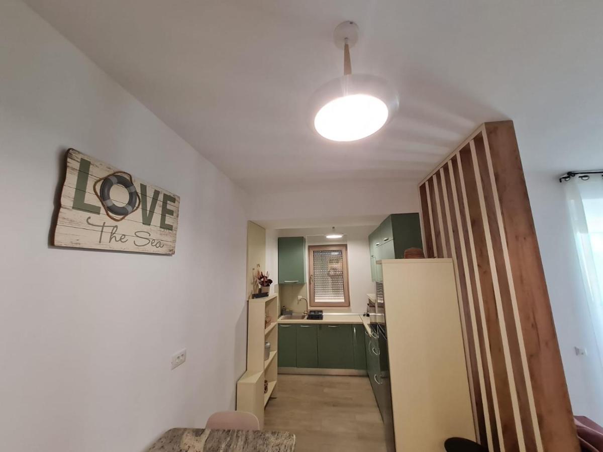 Matteo 2 Apartments Marina Surf Residence, Mamaia Nord - Navodari,1 Vedere Frontala,2 Cu Vedere Laterala La Mare Luaran gambar