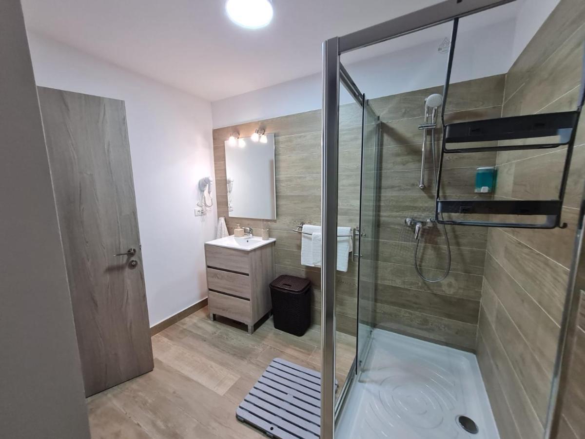 Matteo 2 Apartments Marina Surf Residence, Mamaia Nord - Navodari,1 Vedere Frontala,2 Cu Vedere Laterala La Mare Luaran gambar